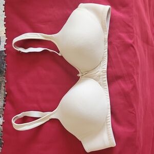 Vanity fair 36B lightly padded wire free bra Beige